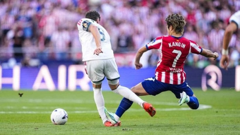 لجنة الحكام الإسبانية تحسم الجدل حول قرارات ديربي مدريد بين ريال مدريد وأتلتيكو مدريد