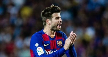 جيرارد بيكيه يثير الجدل برسالة قبل مباراة برشلونة وريال مدريد في الكلاسيكو