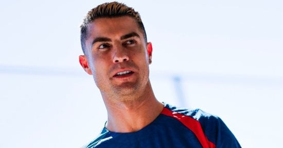 كريستيانو رونالدو بقميص منتخب البرتغال بعد تقارير عن اعتزاله الدولي