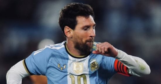 ليونيل ميسي يودع منتخب الأرجنتين في مباراة بنين على ملعب مونومنتال